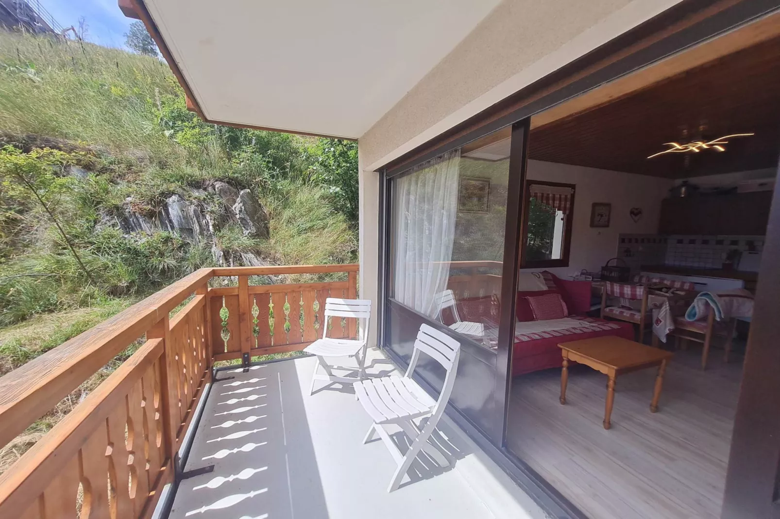 Etendard N°416 - 2P6-Terrace balcony