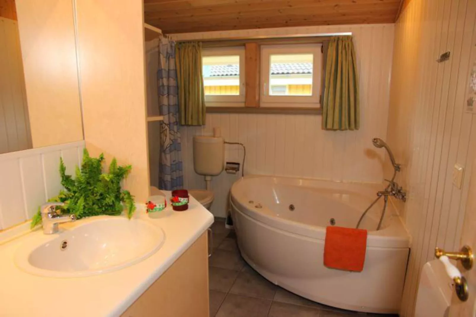 FH Seeschwalbe 148-Bathroom