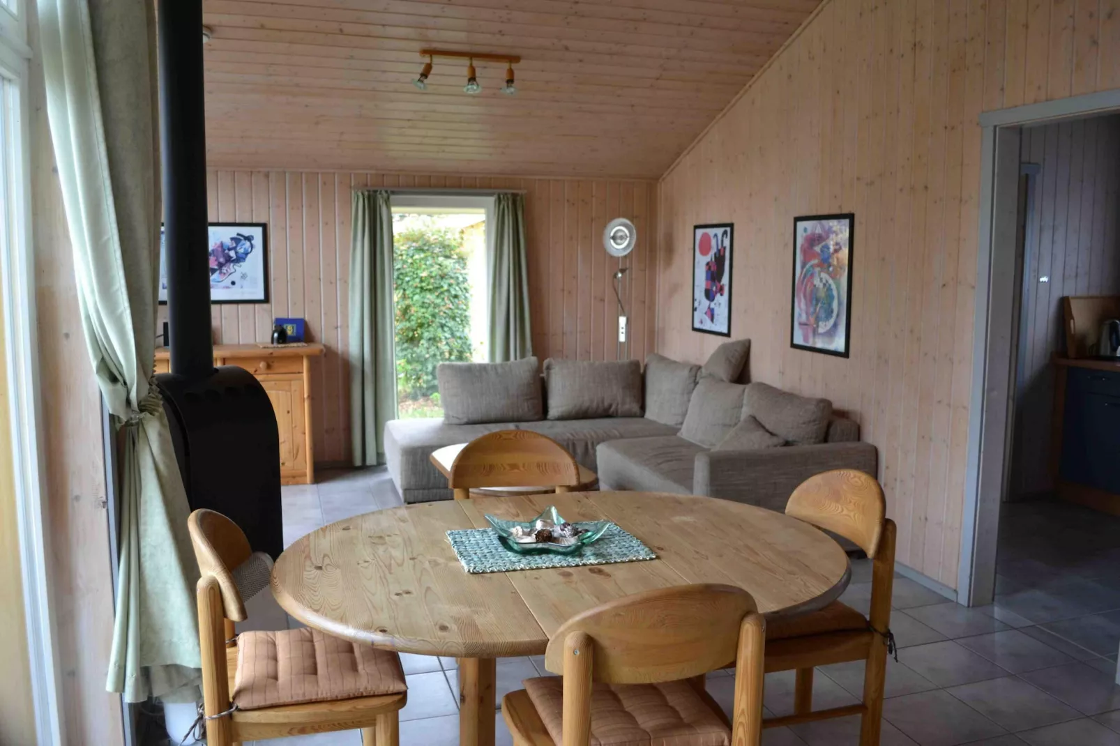 FH Seeschwalbe 191-Dining room