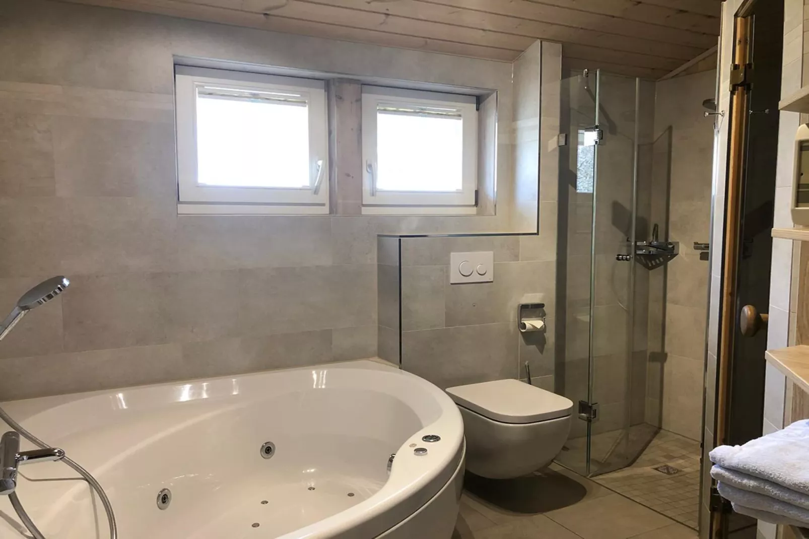 FH Seeschwalbe 220-Bathroom