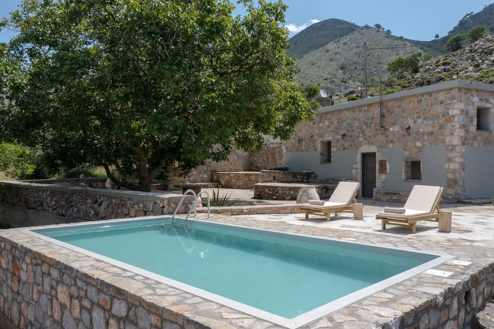 Nomas Home Imbros-Pool