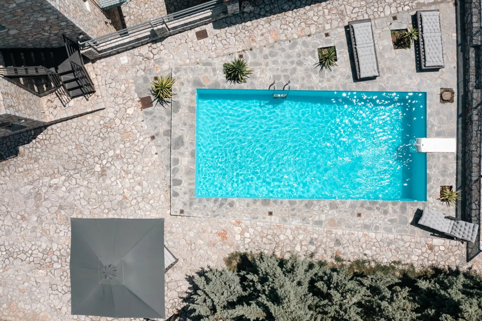 Rozare-Pool