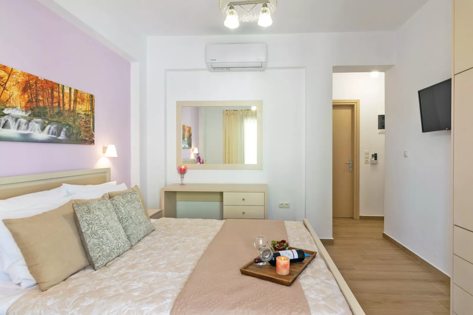 Bessie's dream-Bedroom