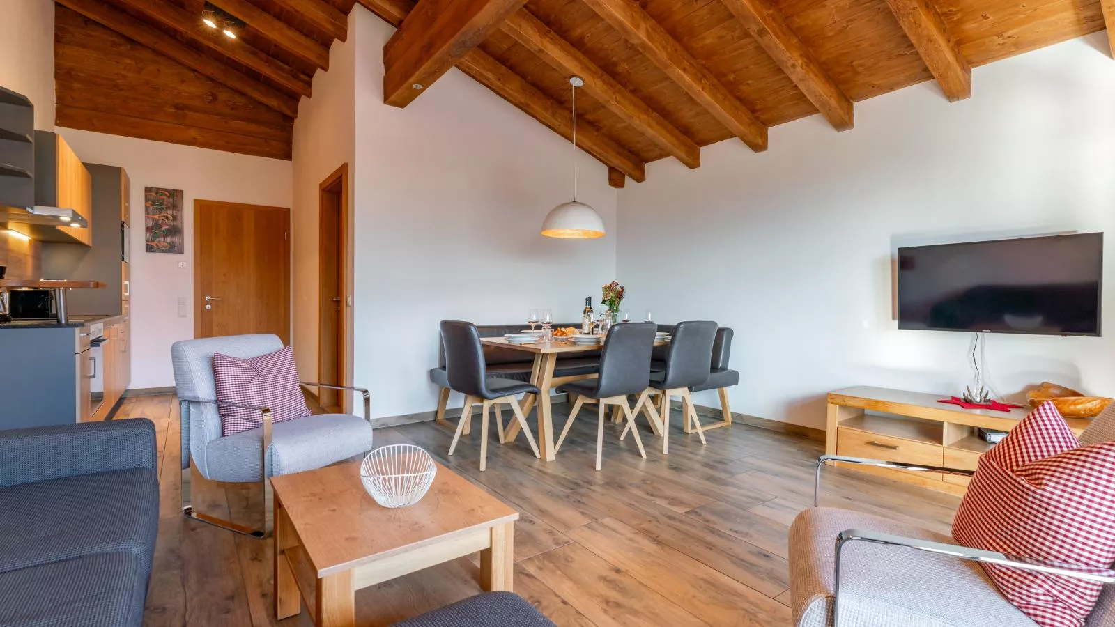 Tauern Suites Mitterwirt TOP 221-Living room