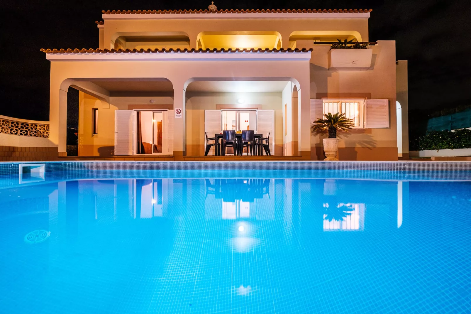 Villa Canguu-Exterior summer