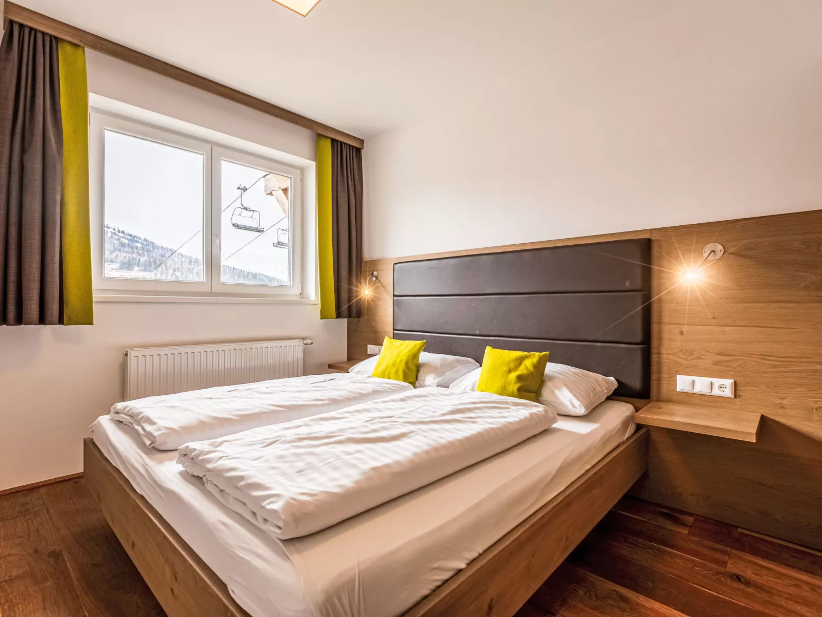 Mit 2 Schlafzimmern und Sauna-Inside
