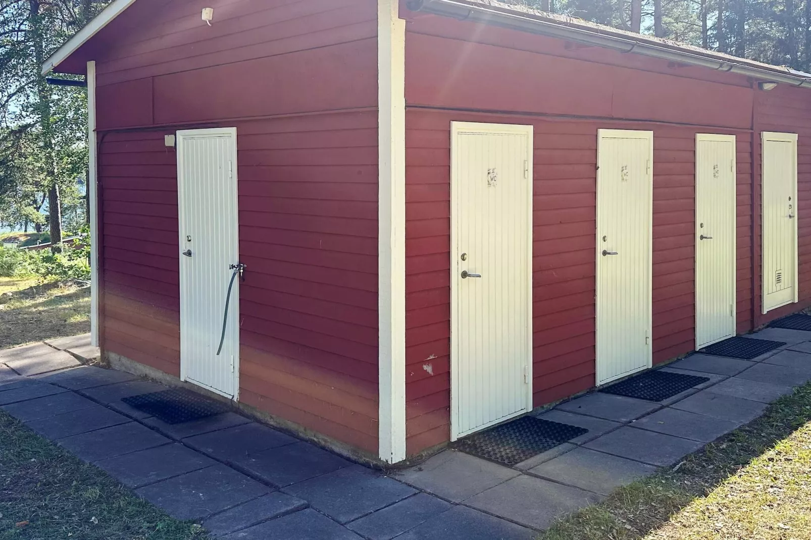 Campingstuga small-Outdoor