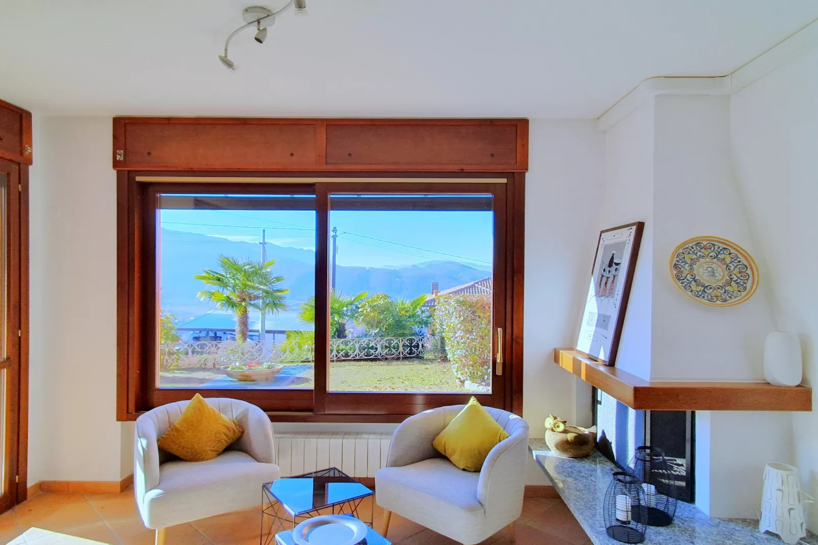 LUN - Casa Luna-Living room