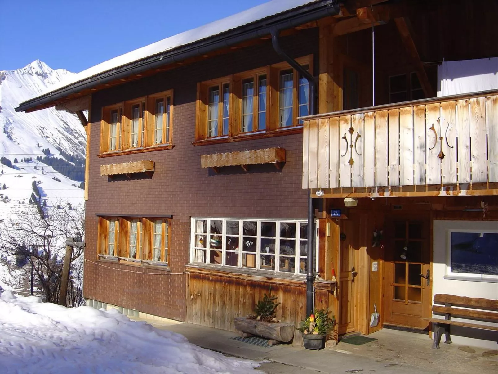 Bauernhaus Uf dr Flue-Outside
