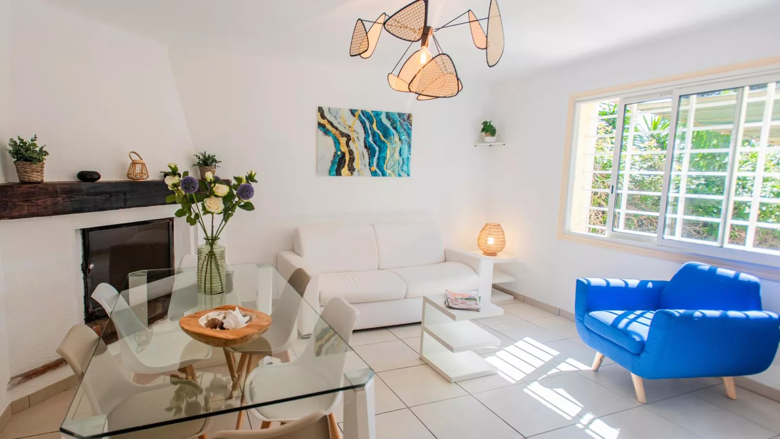 Les Romarins-Living room