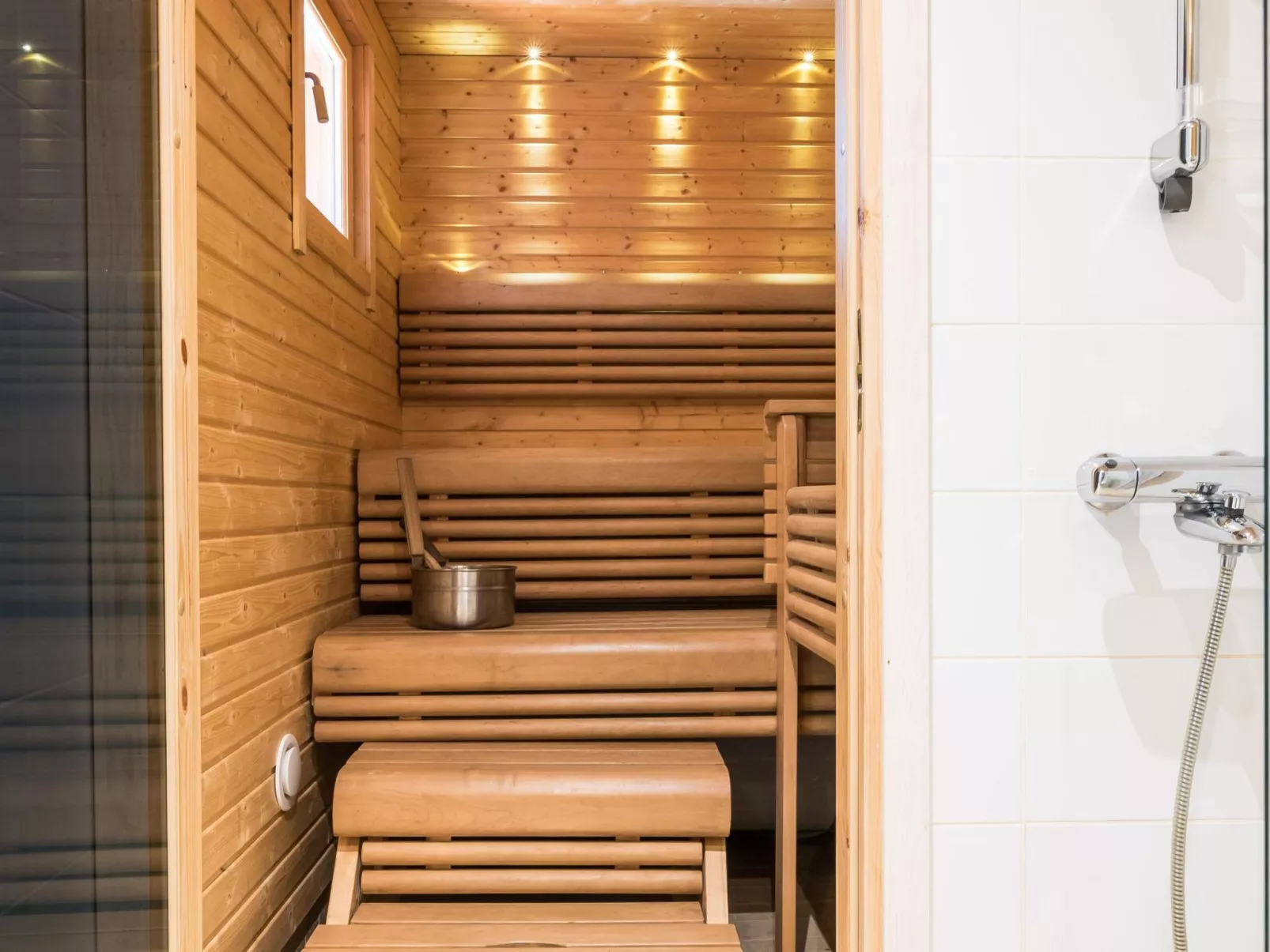 Hillakka a-Inside