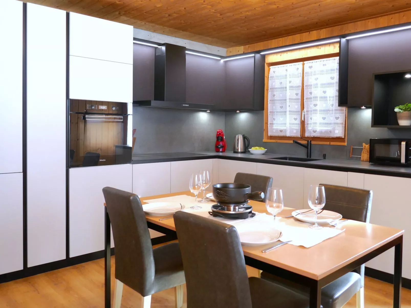 Prou Forestside-Dedans