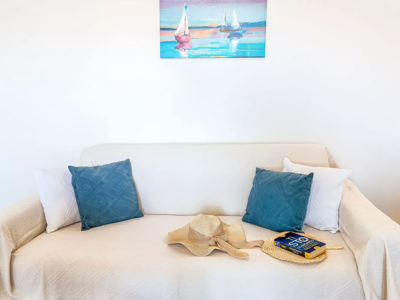 Vista Blu-Inside