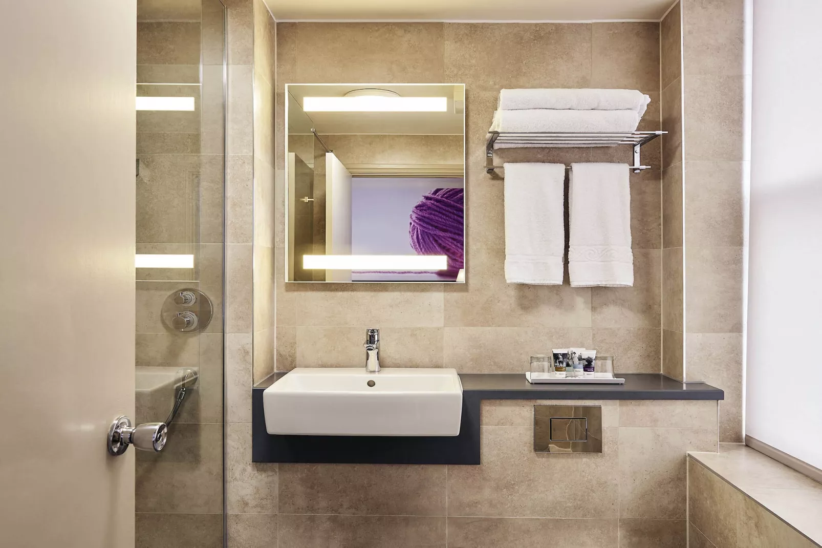 Standard Double ex Mercure Exeter-Salle de bain