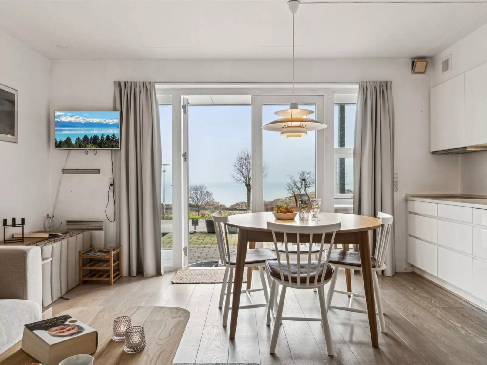 "Thorvor" - 70m from the sea-Inside