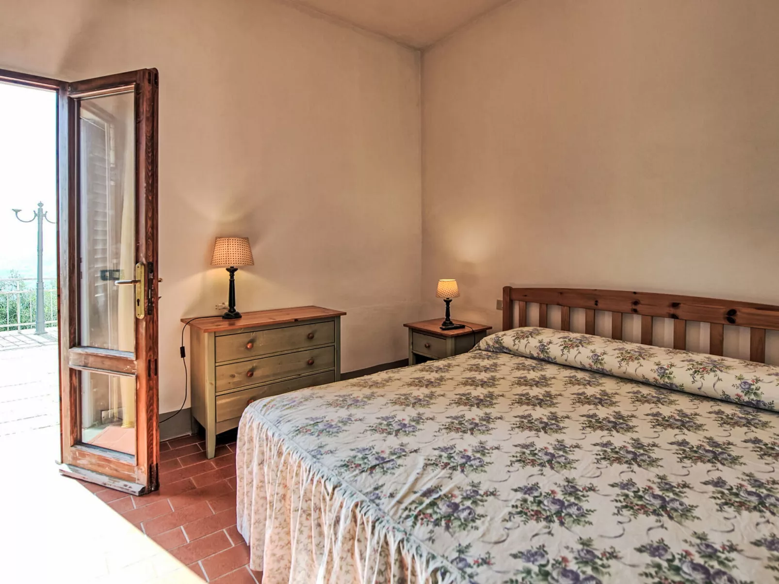 Antico Loggiato-Inside