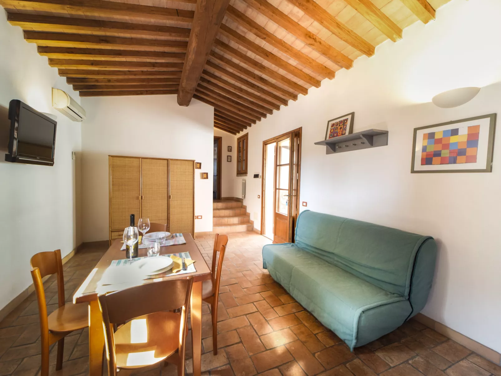 Borgo Patresi-Dedans