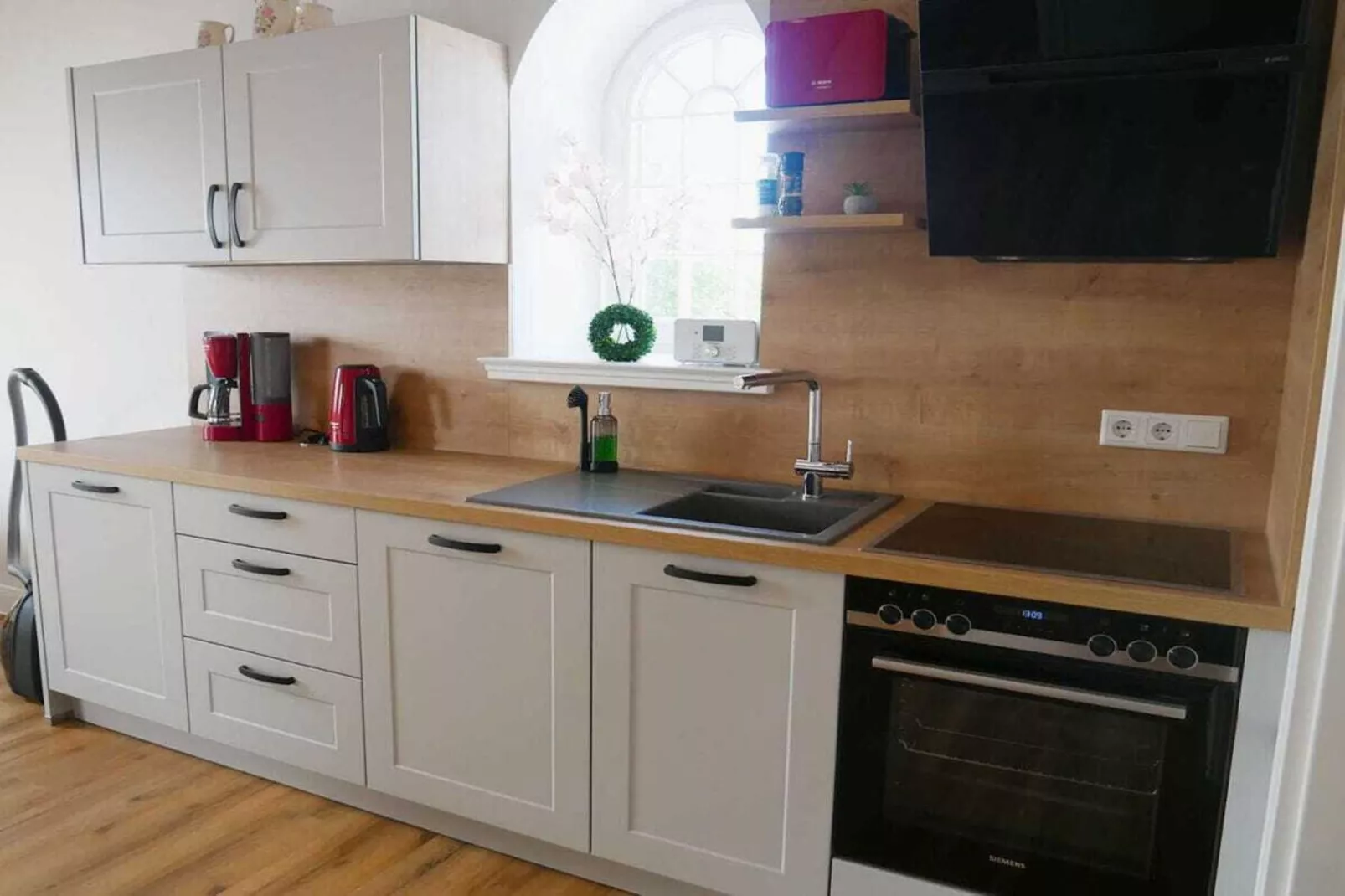 396949-Kitchen