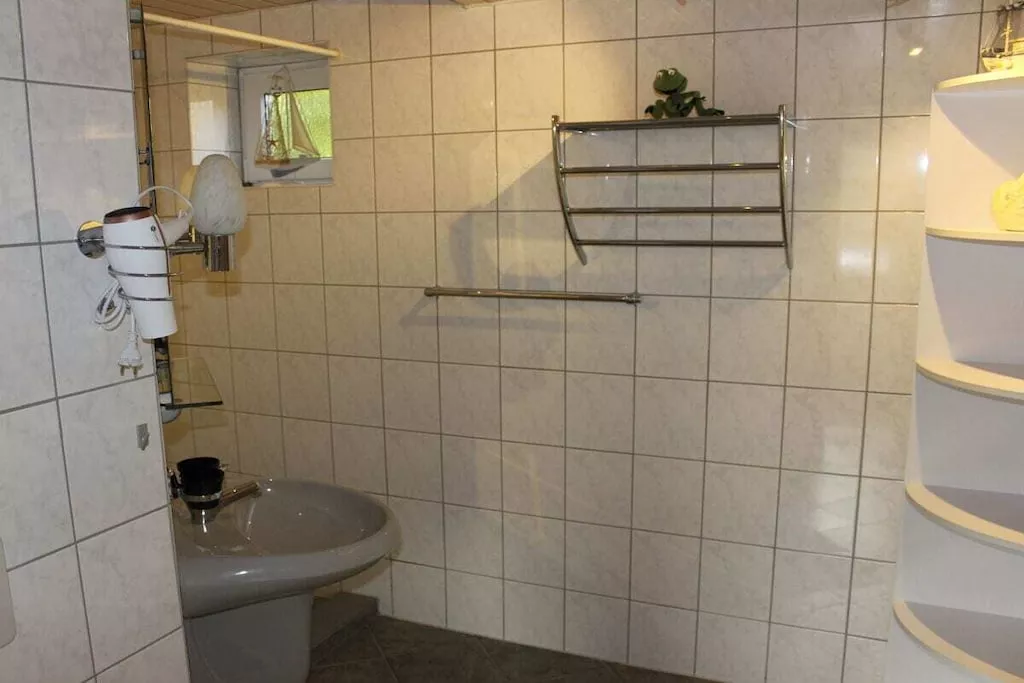 443345-Nicht getaggt