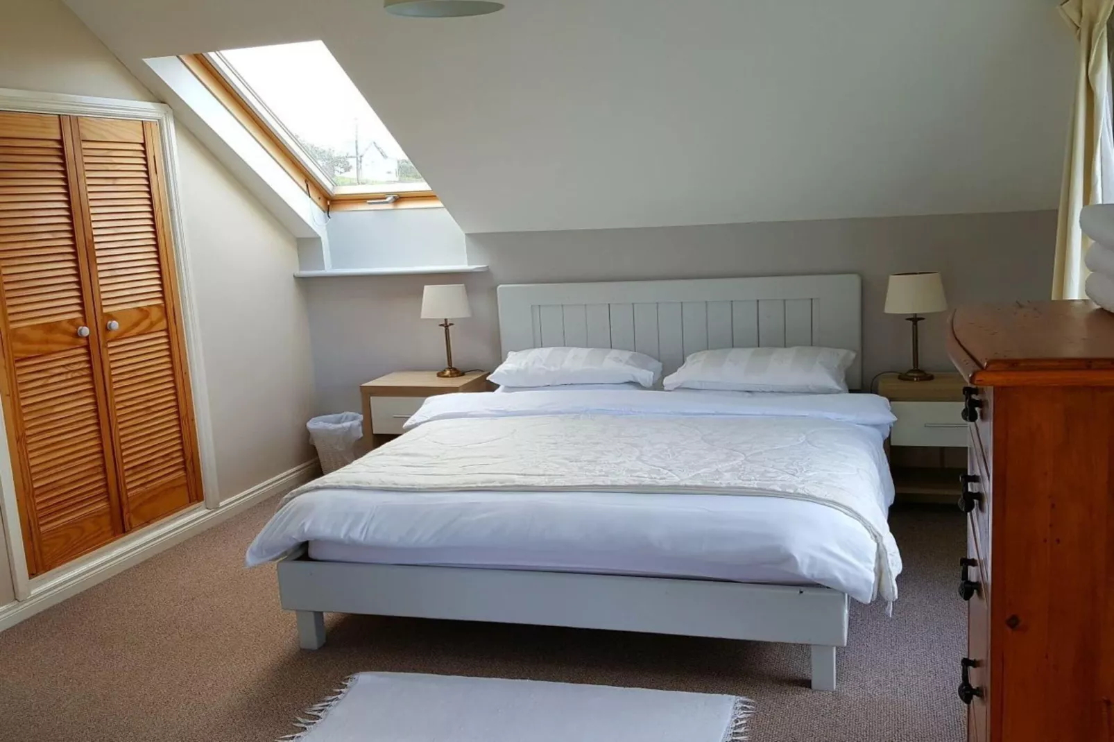 242833-Schlafzimmer