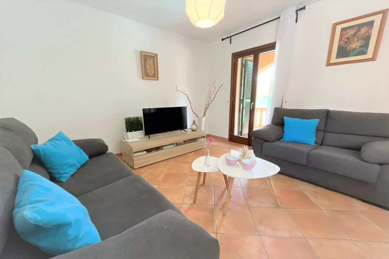 Delicias-Living room