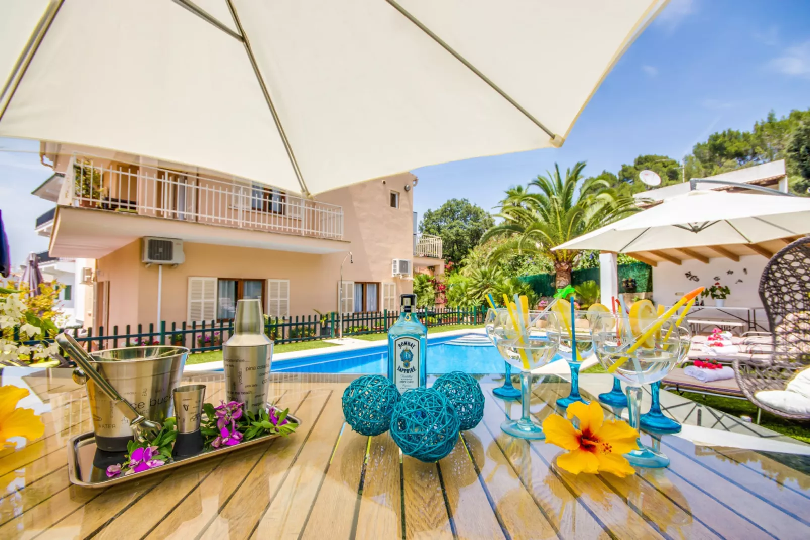 Amapola-Exterior summer