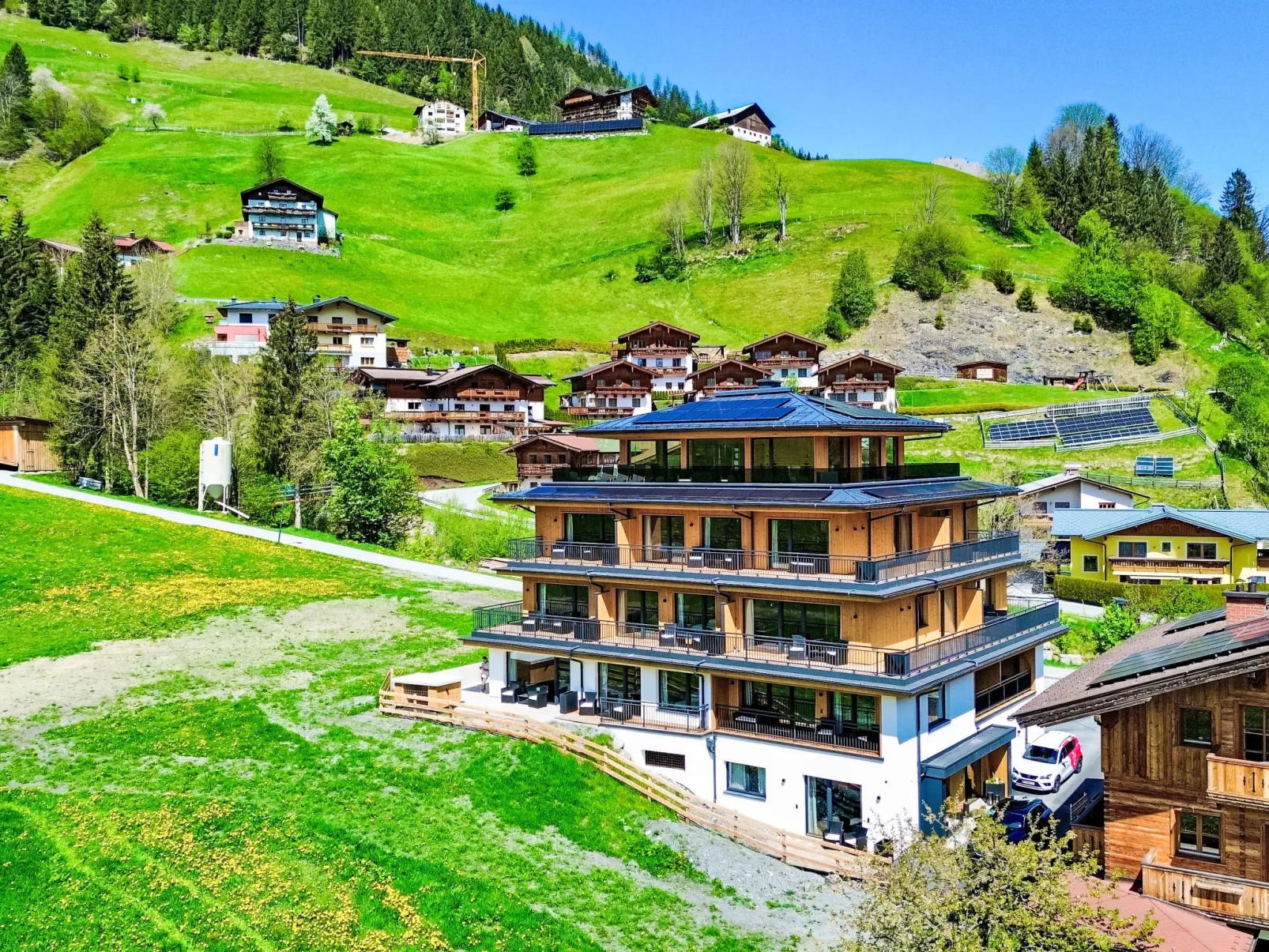 Mountain Suite Nr 201-Outside