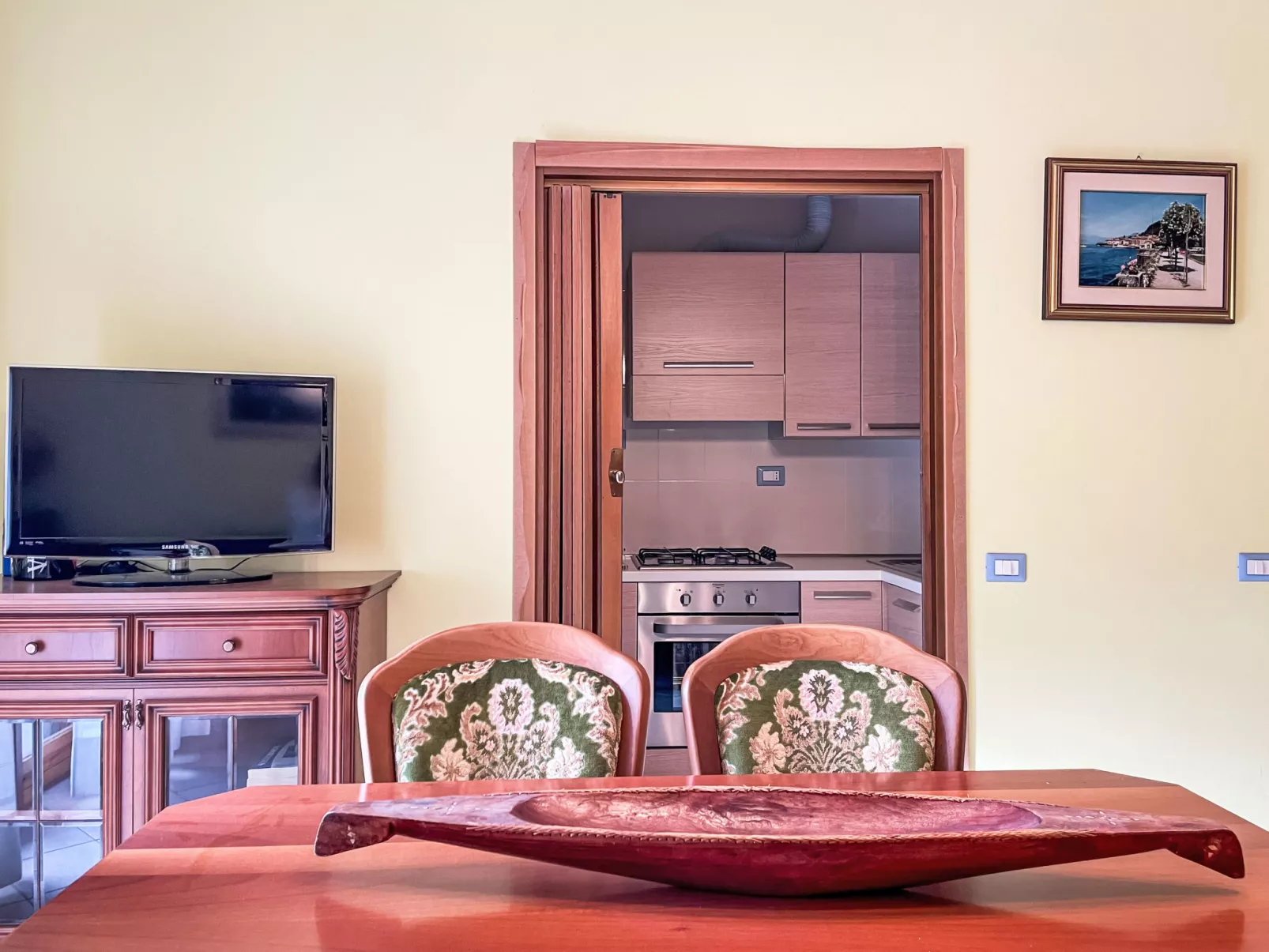 Miralago Guest House-Inside