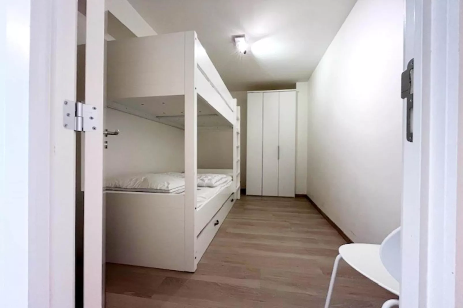 Residentie Les Bruyères 0501-Bedroom