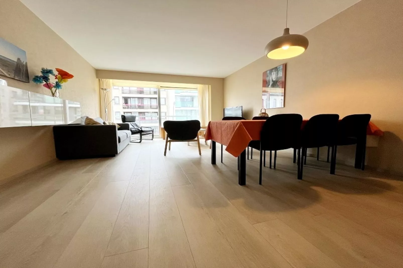 RESIDENTIE PICKWICK 0201-Dining room