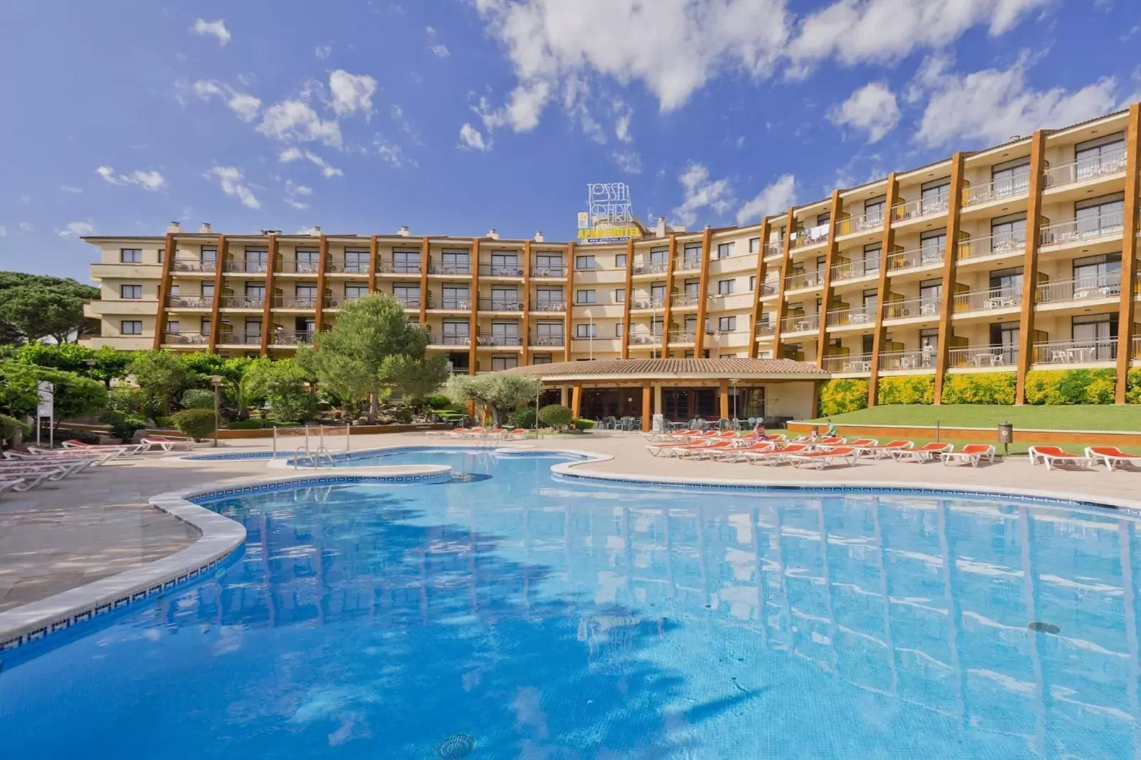 Tossa Apartment-Pool