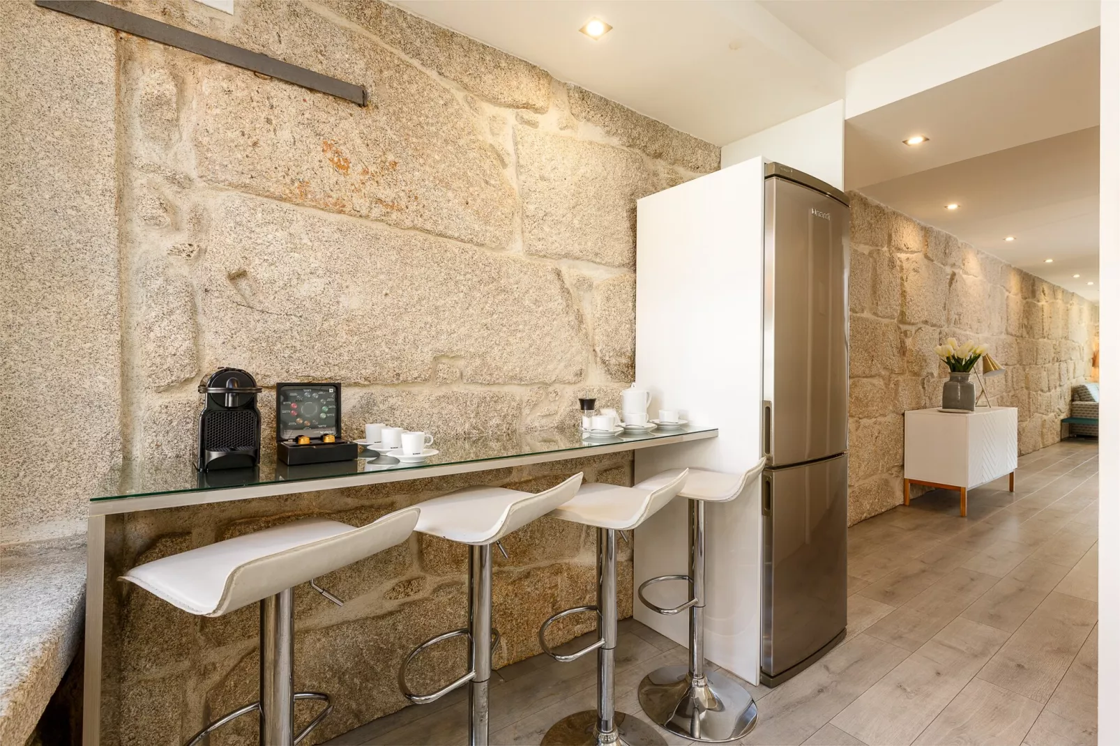 YOUROPO - Ribeira Porto 3-Dining room