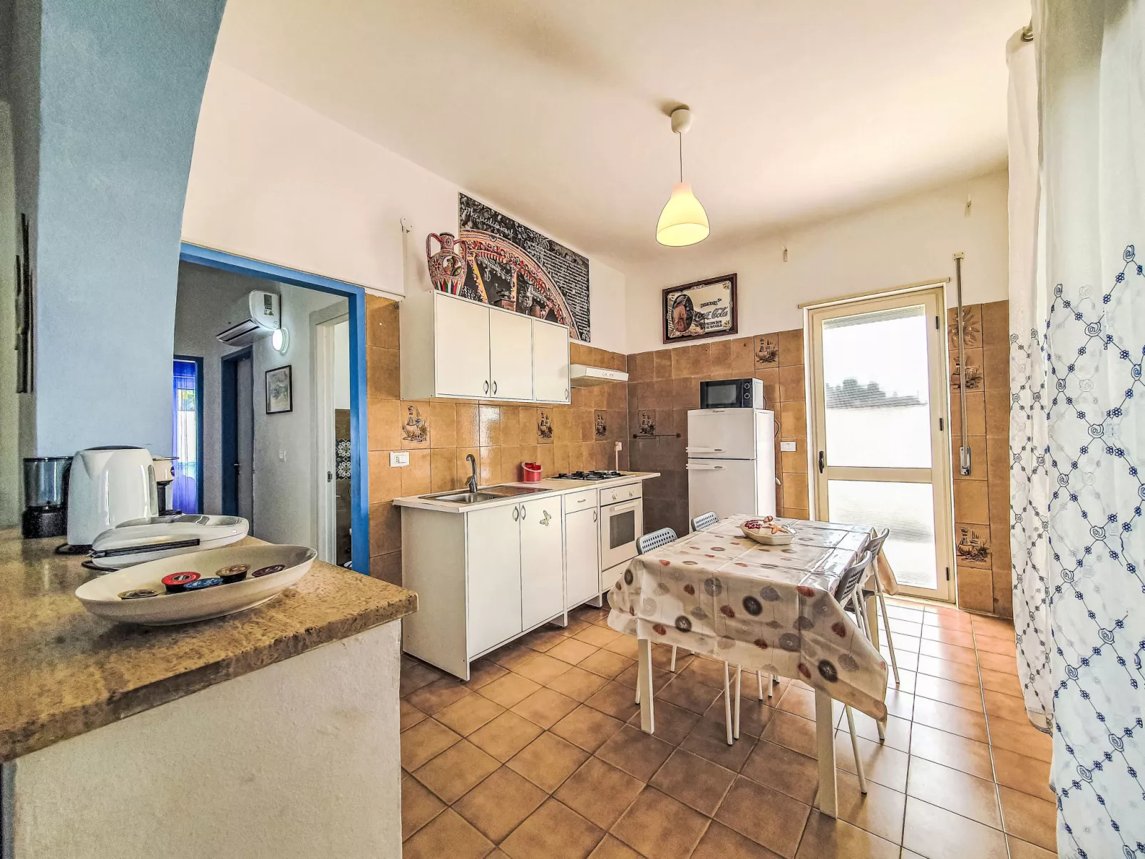 Pietra Marina-Inside