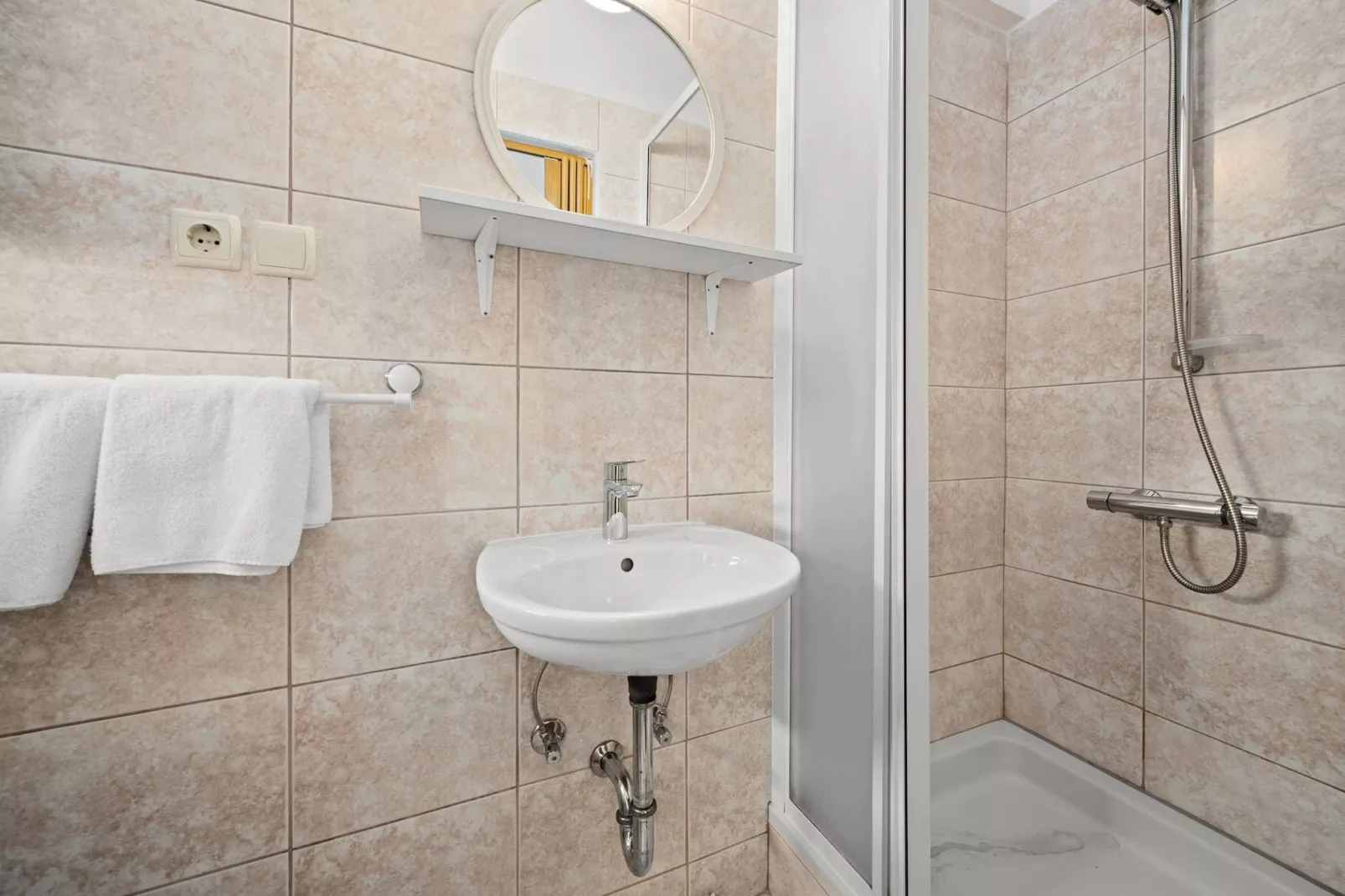 Apartments Jurica - Apt Ana with Sea View,-Bathroom
