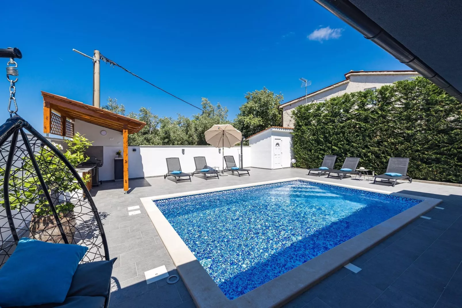 Villa Bavaria with Pool, Jacuzzi, Table Tennis-Schwimmbad