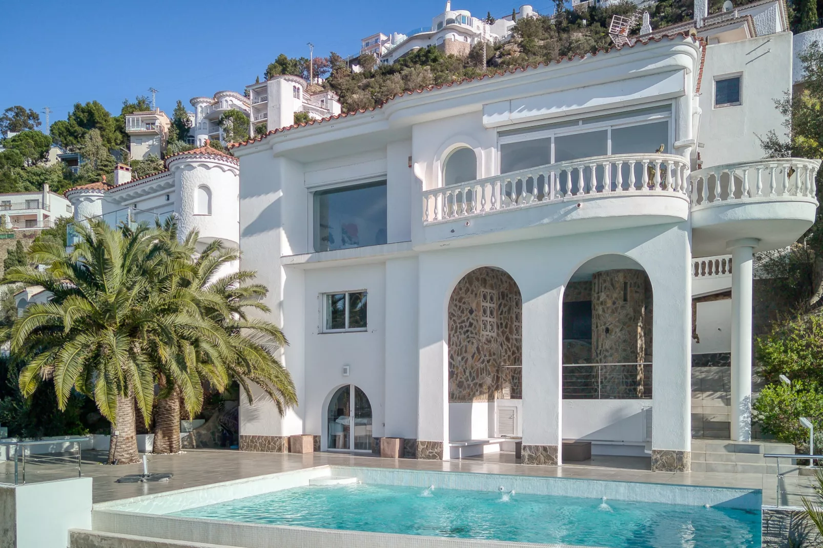 VILLA LOU-Extérieur été