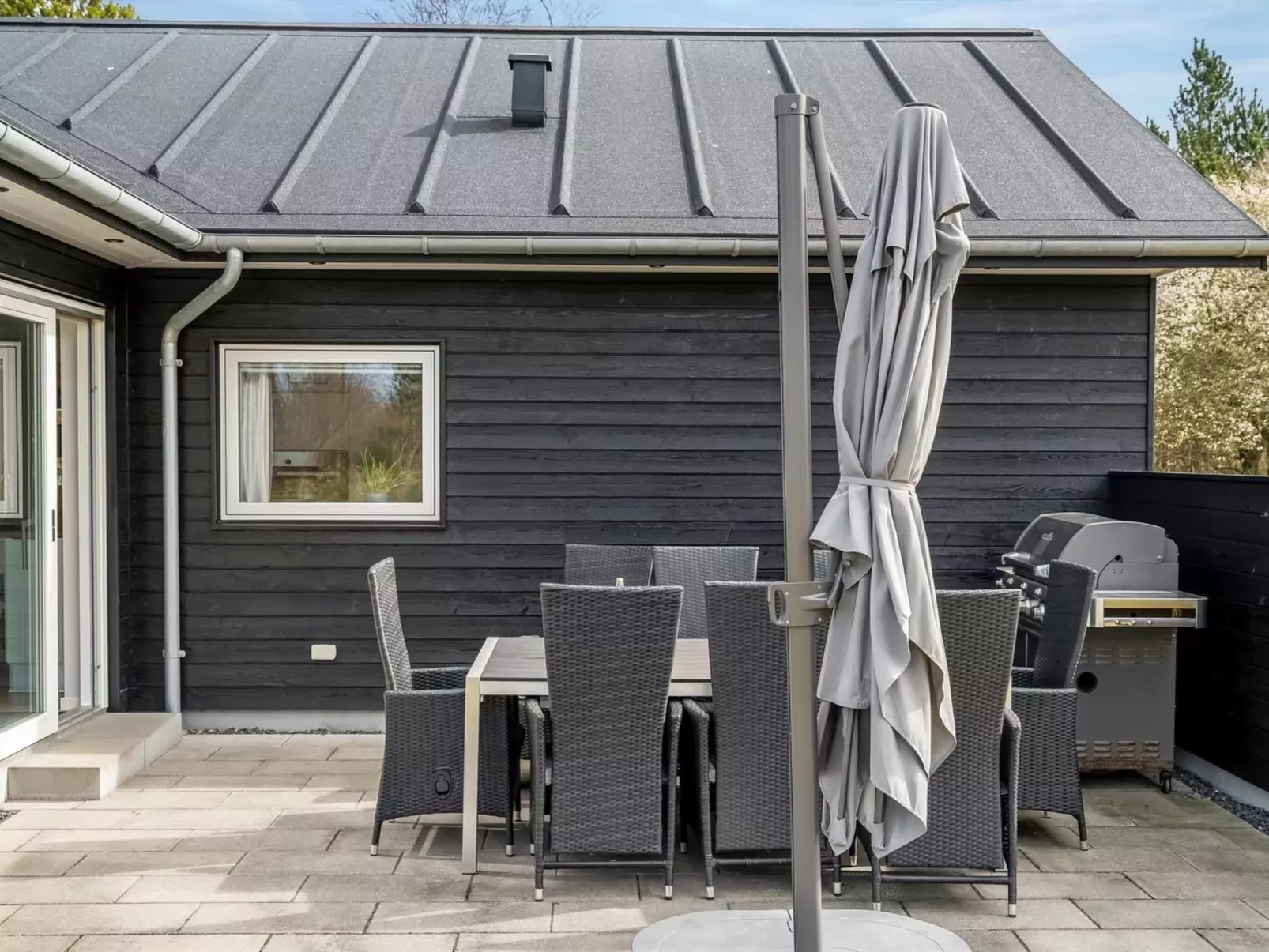 "Sunna" - 1.2km from the sea-Outside