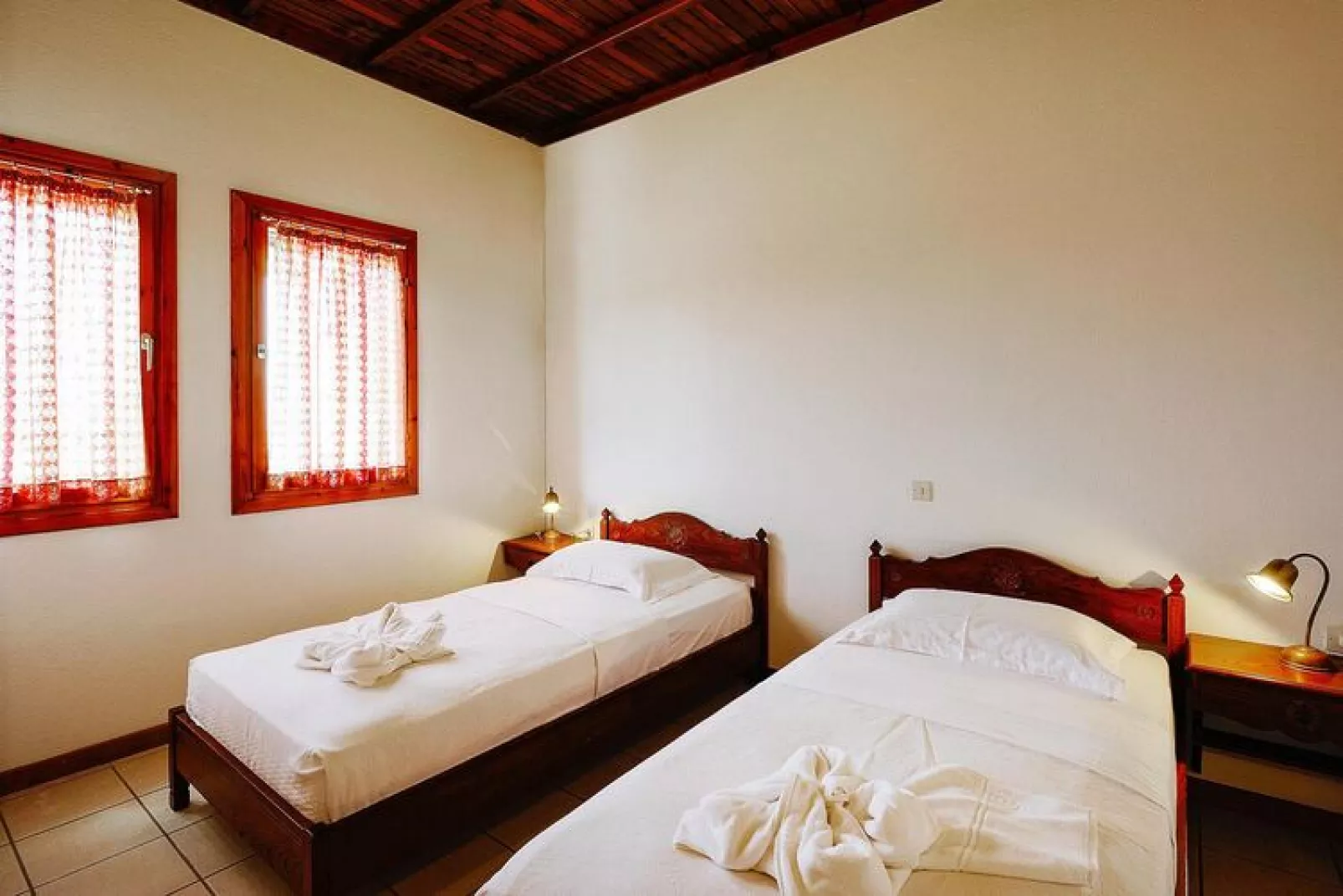Holiday homes Trikorfo Beach, Gerakini-Panorama Senior, pax 2-6-Chambre