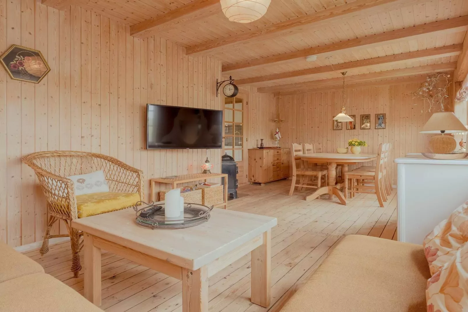 Cozy Beach Retreat in Leynar - By Traum Ferienwohnungen-Indoor