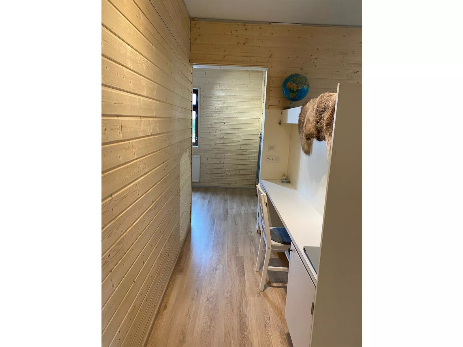 The cozy loggers suite-Inside
