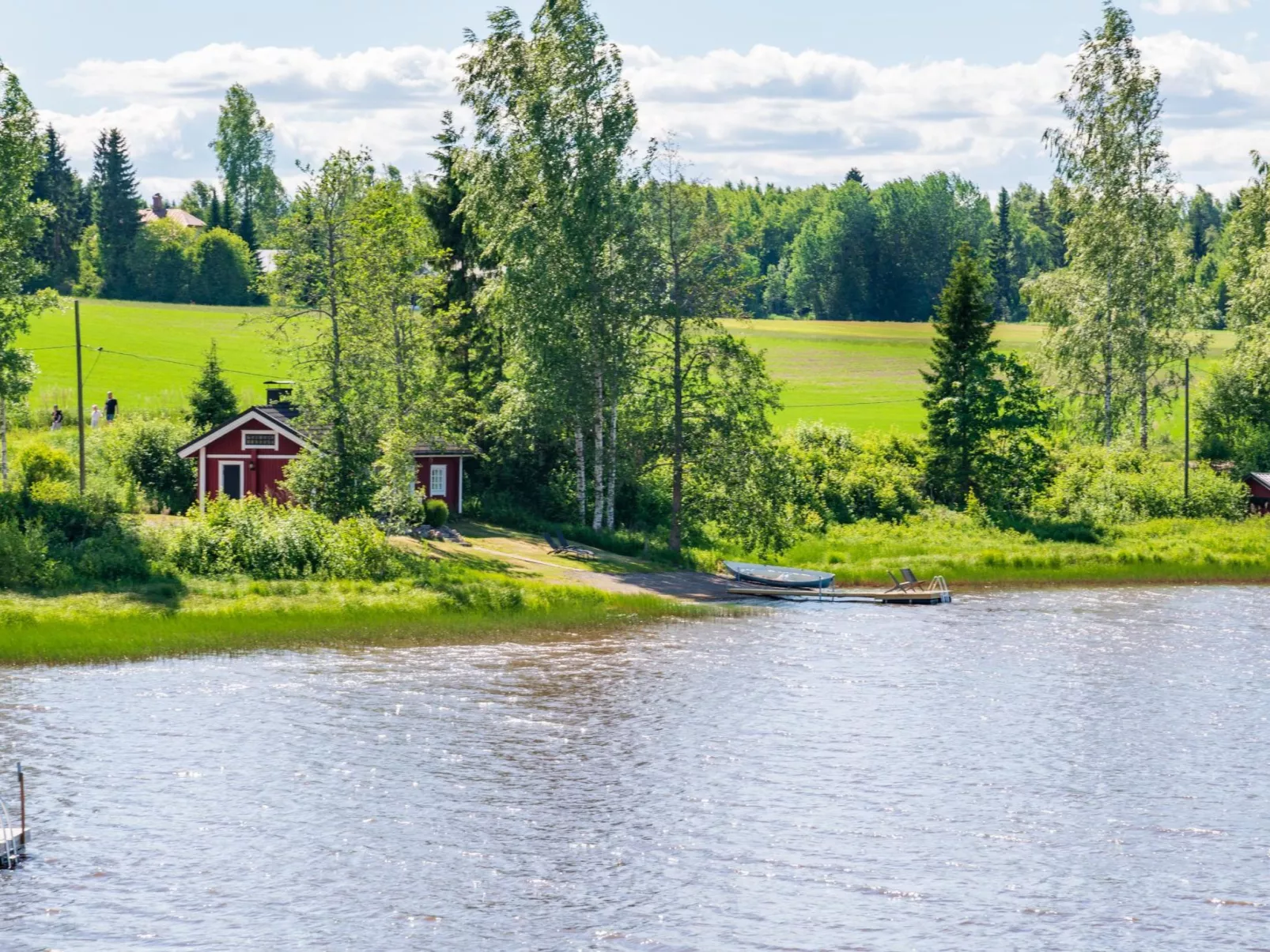 Peukaloinen-Outside