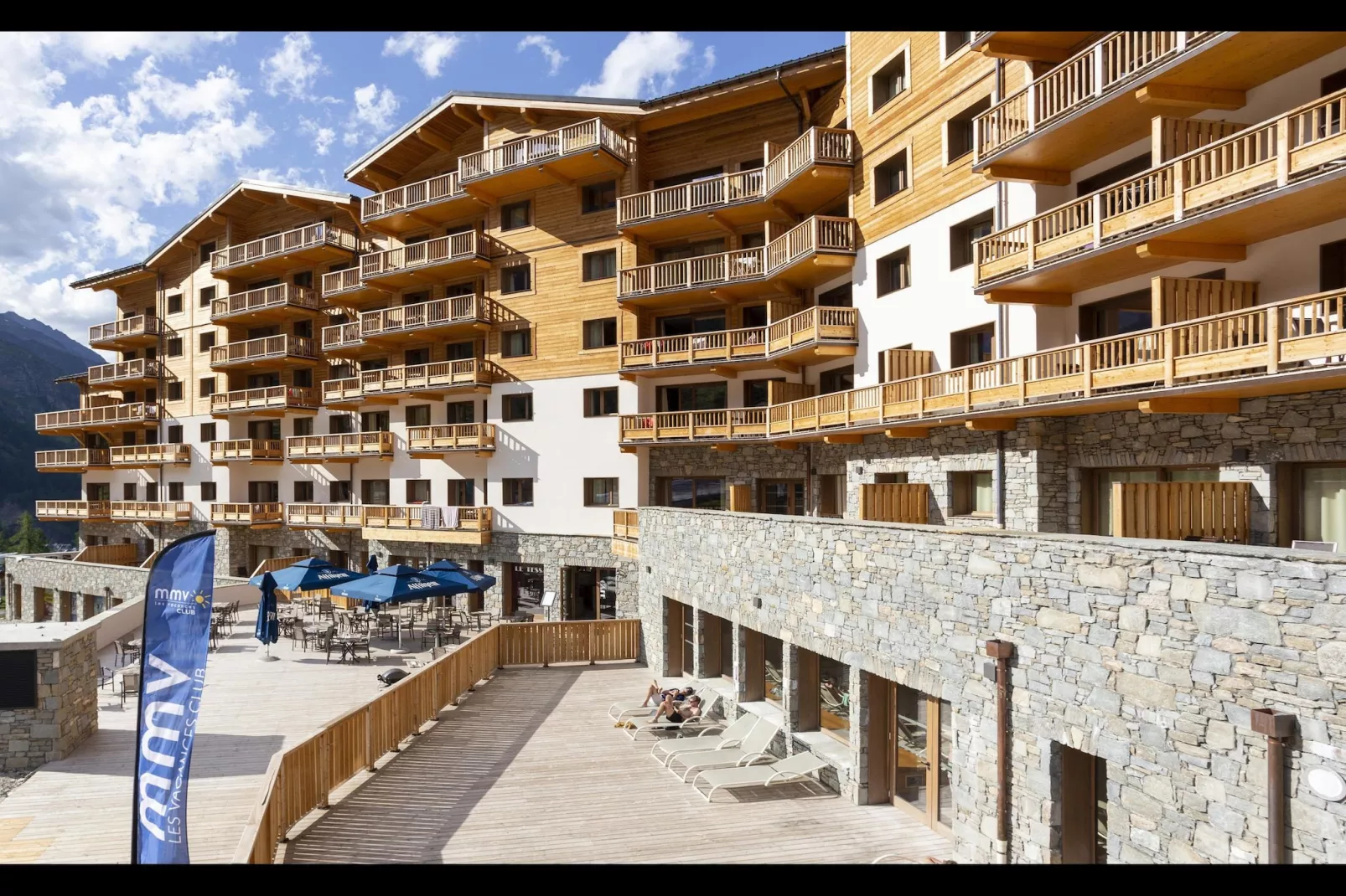 TIGNES_6PM-Exterior summer