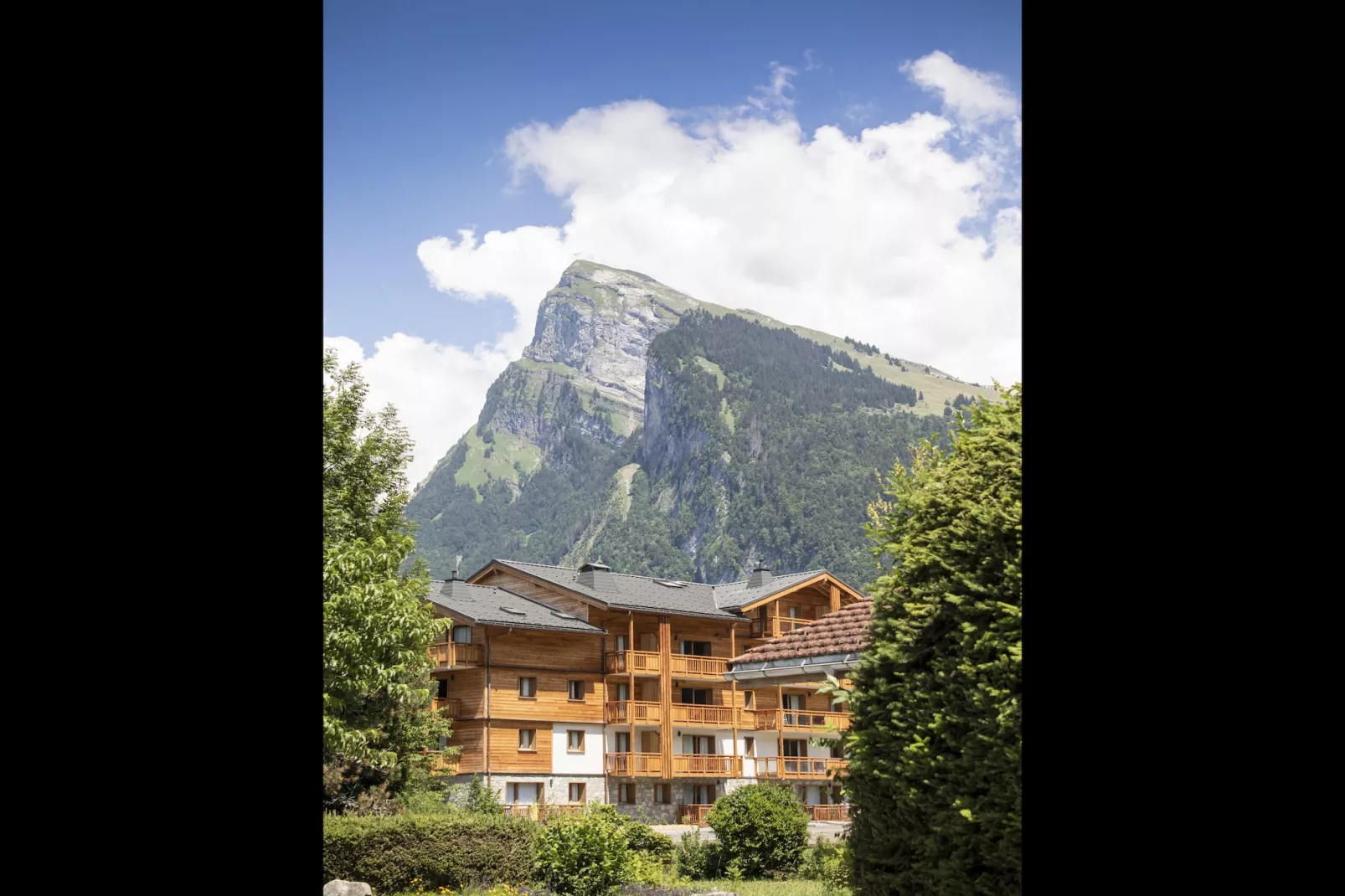 SAMOËNS-S8V-Exterior summer