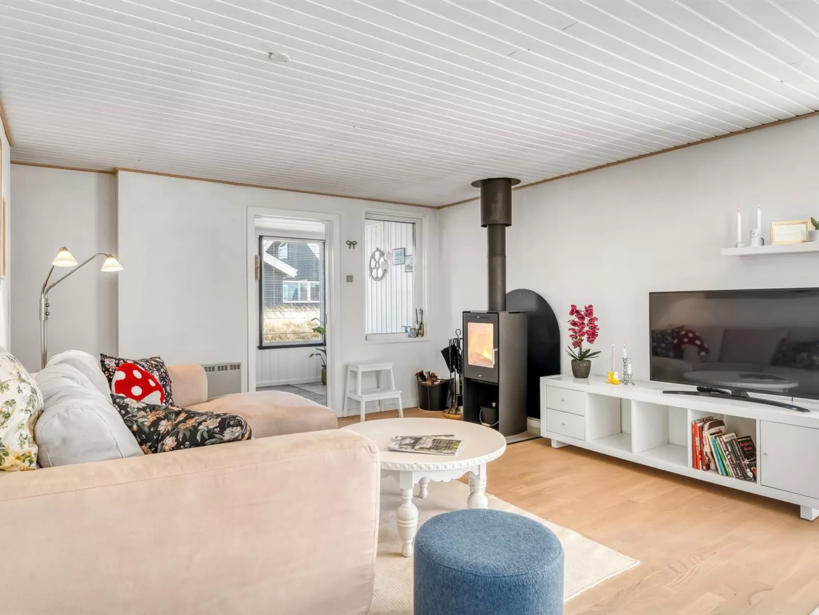"Mynthe" - 400m from the sea-Inside