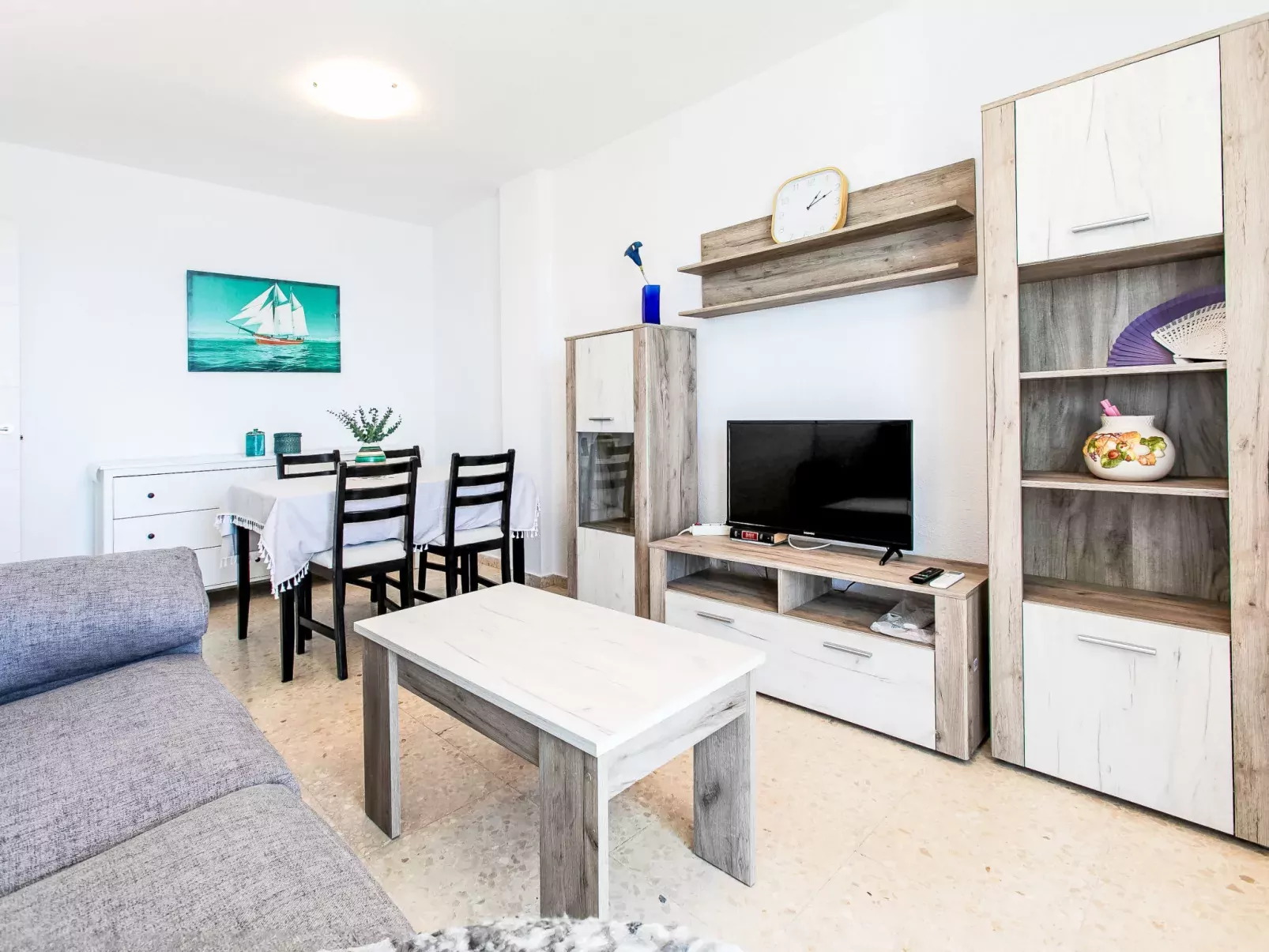 Rinconada beachfront 2-Inside