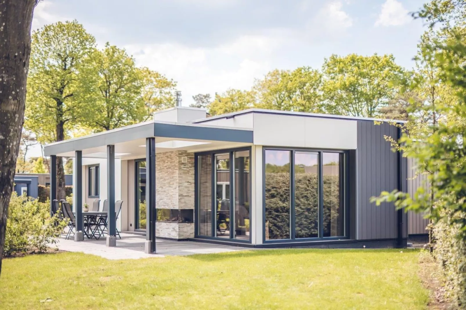 Holiday villa with sauna | 2 - 6 people-Exterior summer
