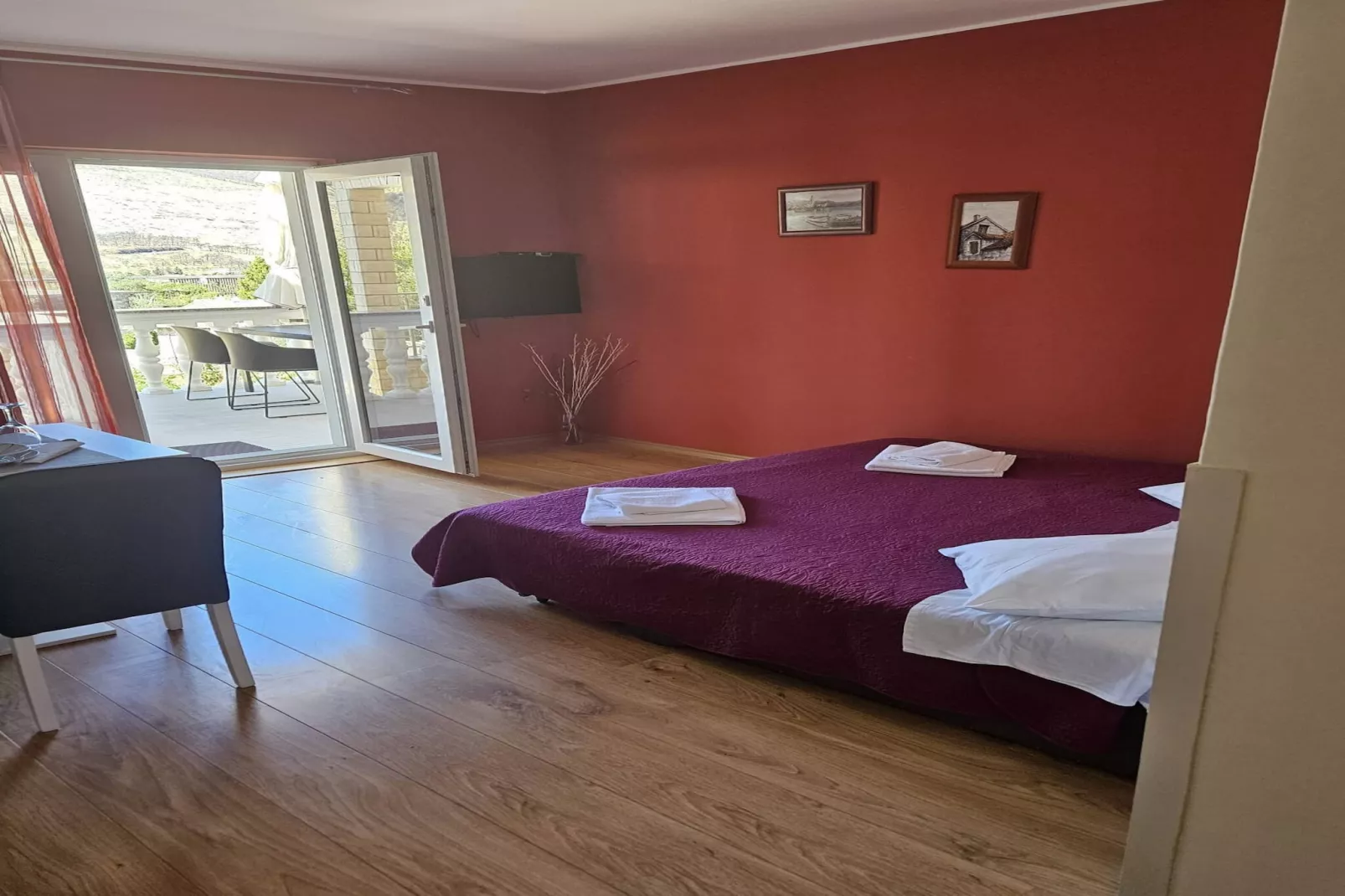 Apartments Miro - one bedroom apartment-Chambre