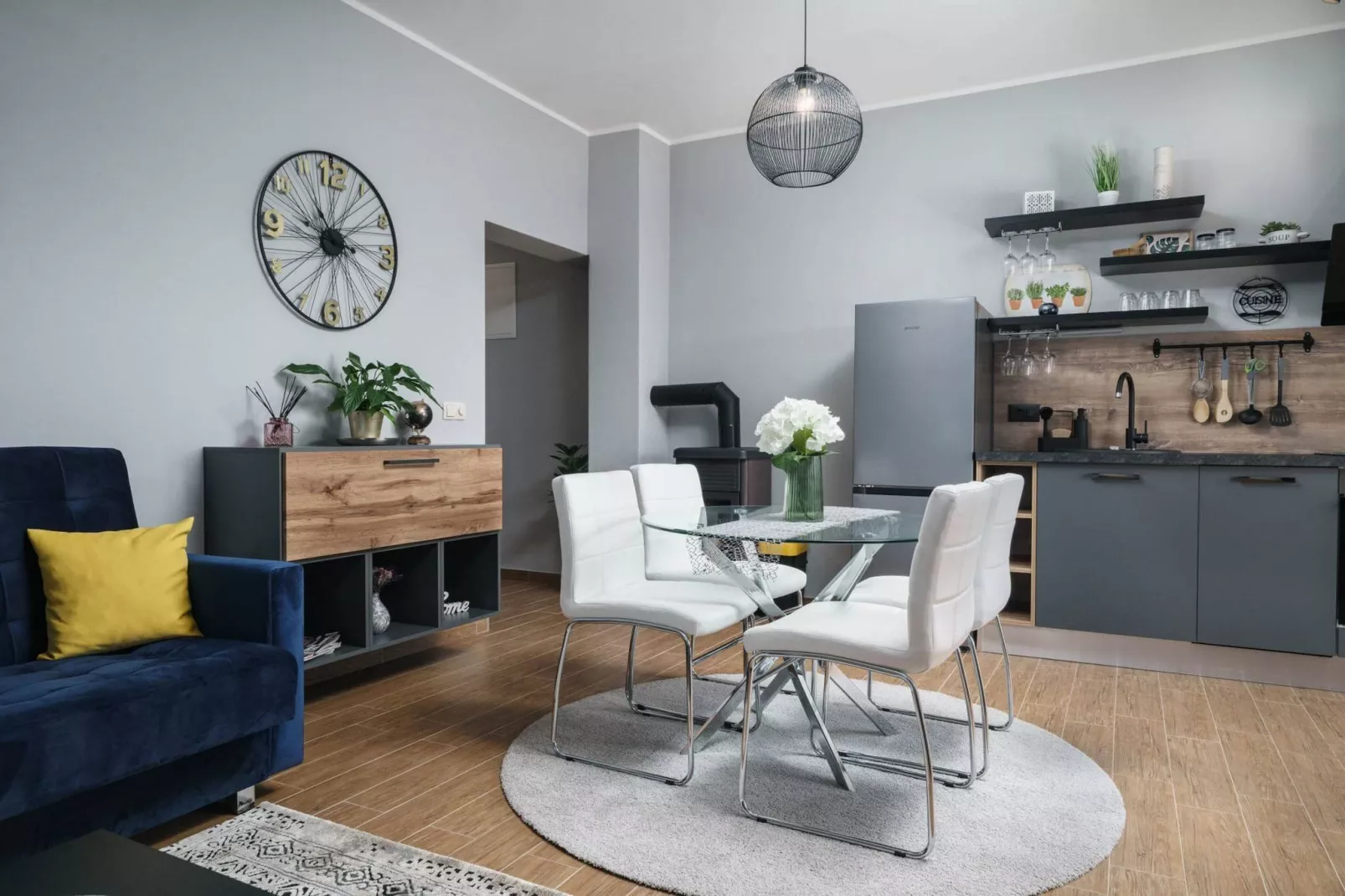 Garden Boutique Apartments - Silver-Salle à manger