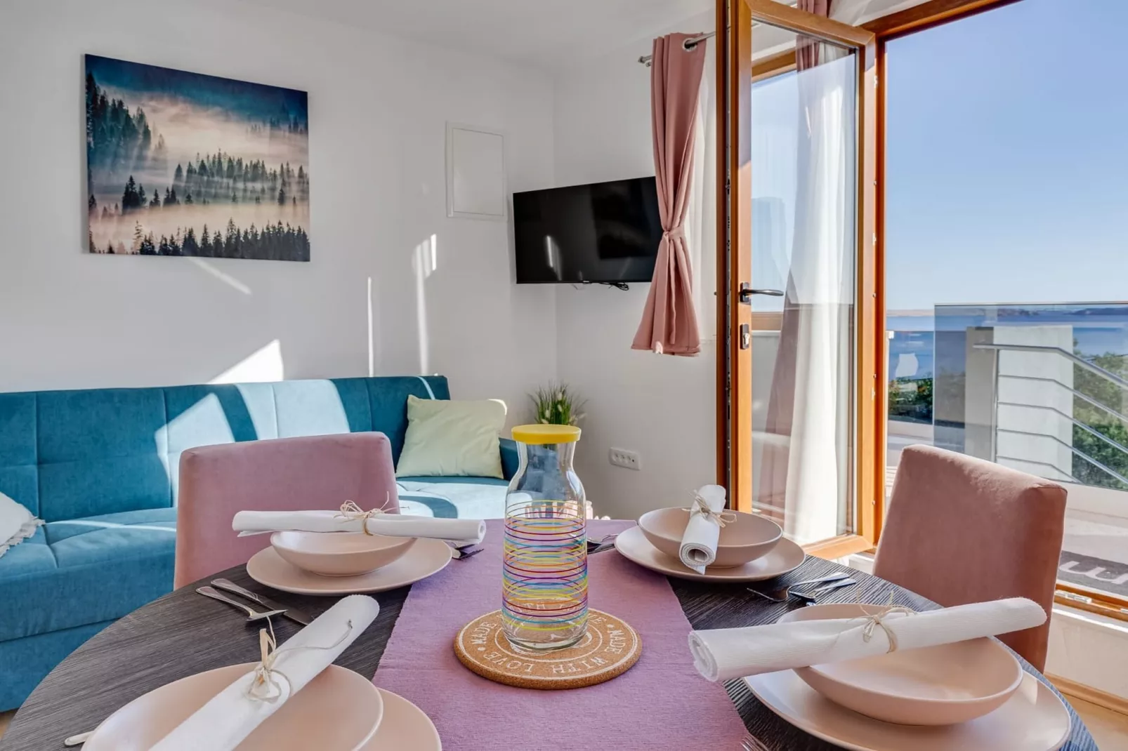 Apartments Rina - one bedroom apartment A2-Dining room