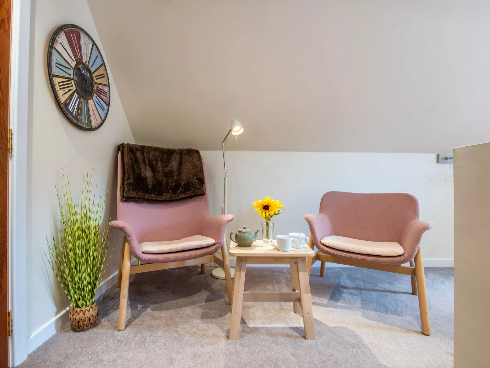 Wayside Loft-Drinnen